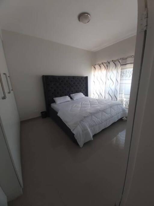Spacious Zamtel Flat Lusaka Exterior foto