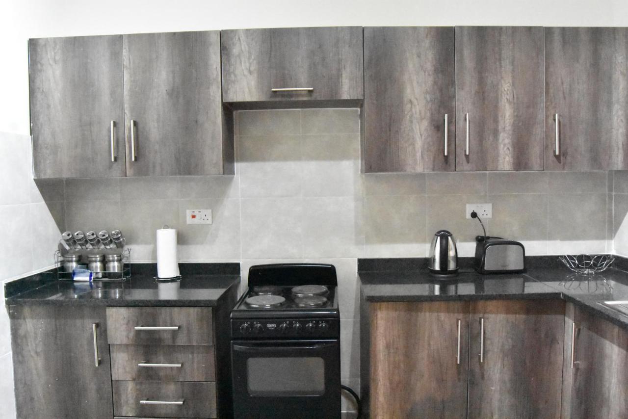 Spacious Zamtel Flat Lusaka Exterior foto